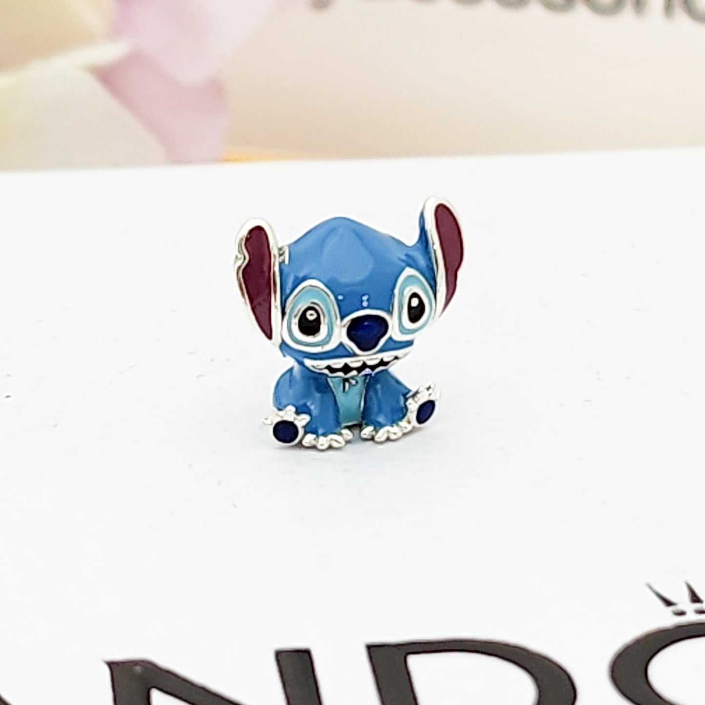 Charm Stich