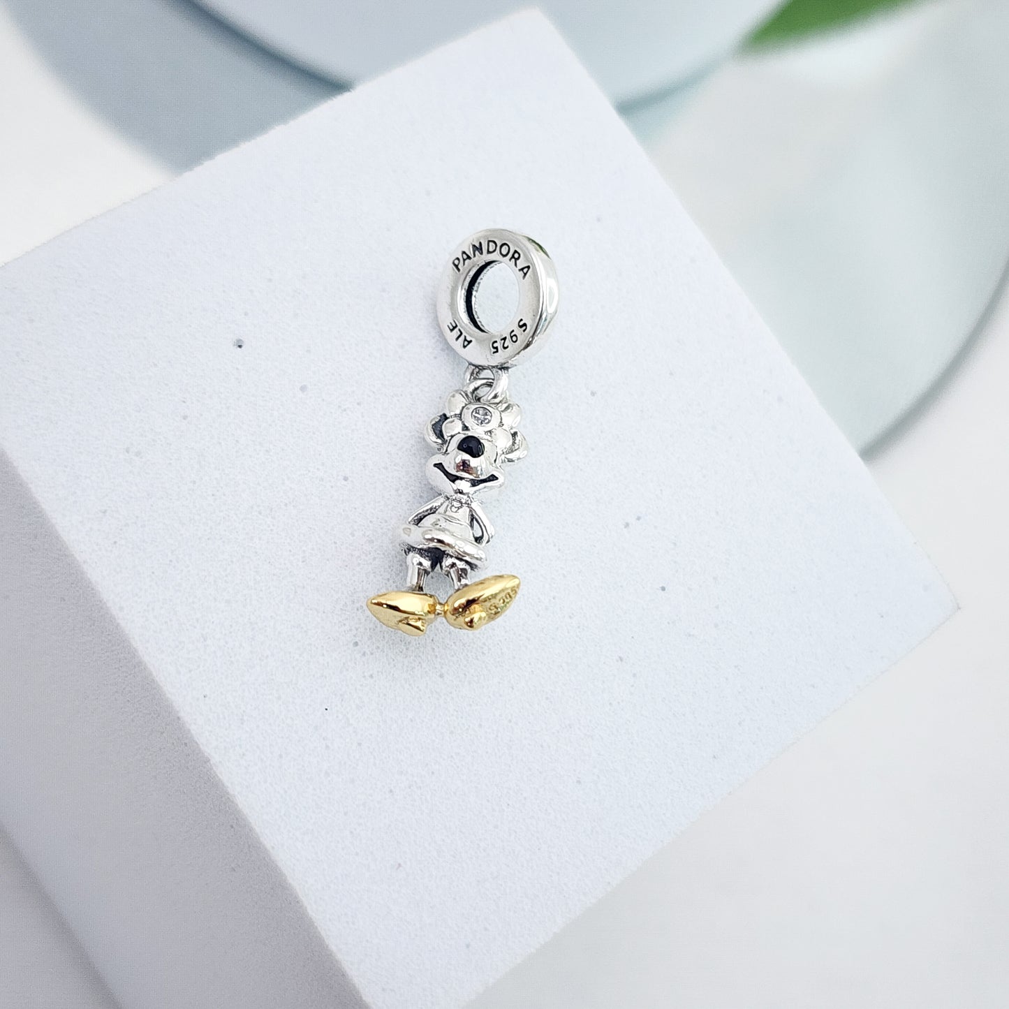 Charm Minie