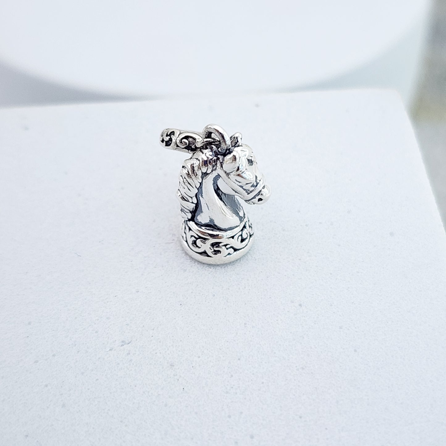 Charm caballo