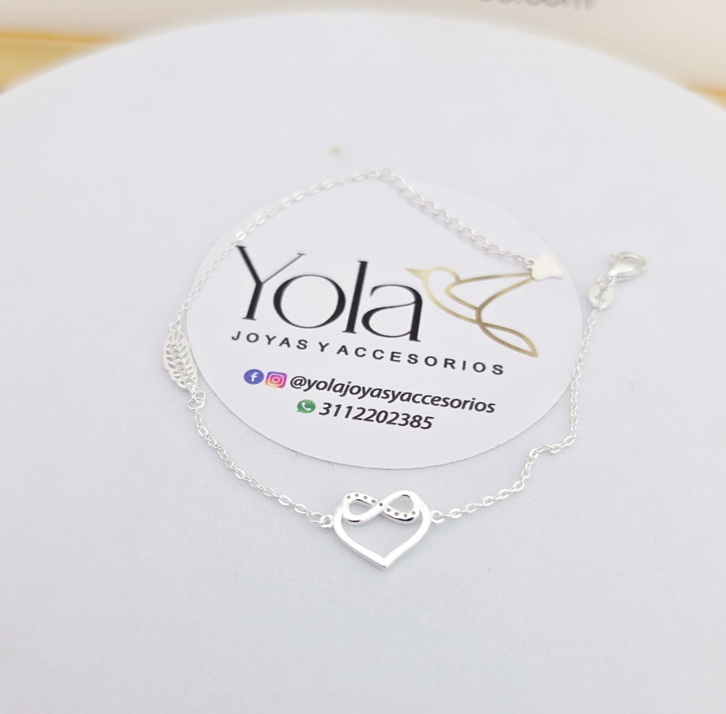Pulsera corazon infinito