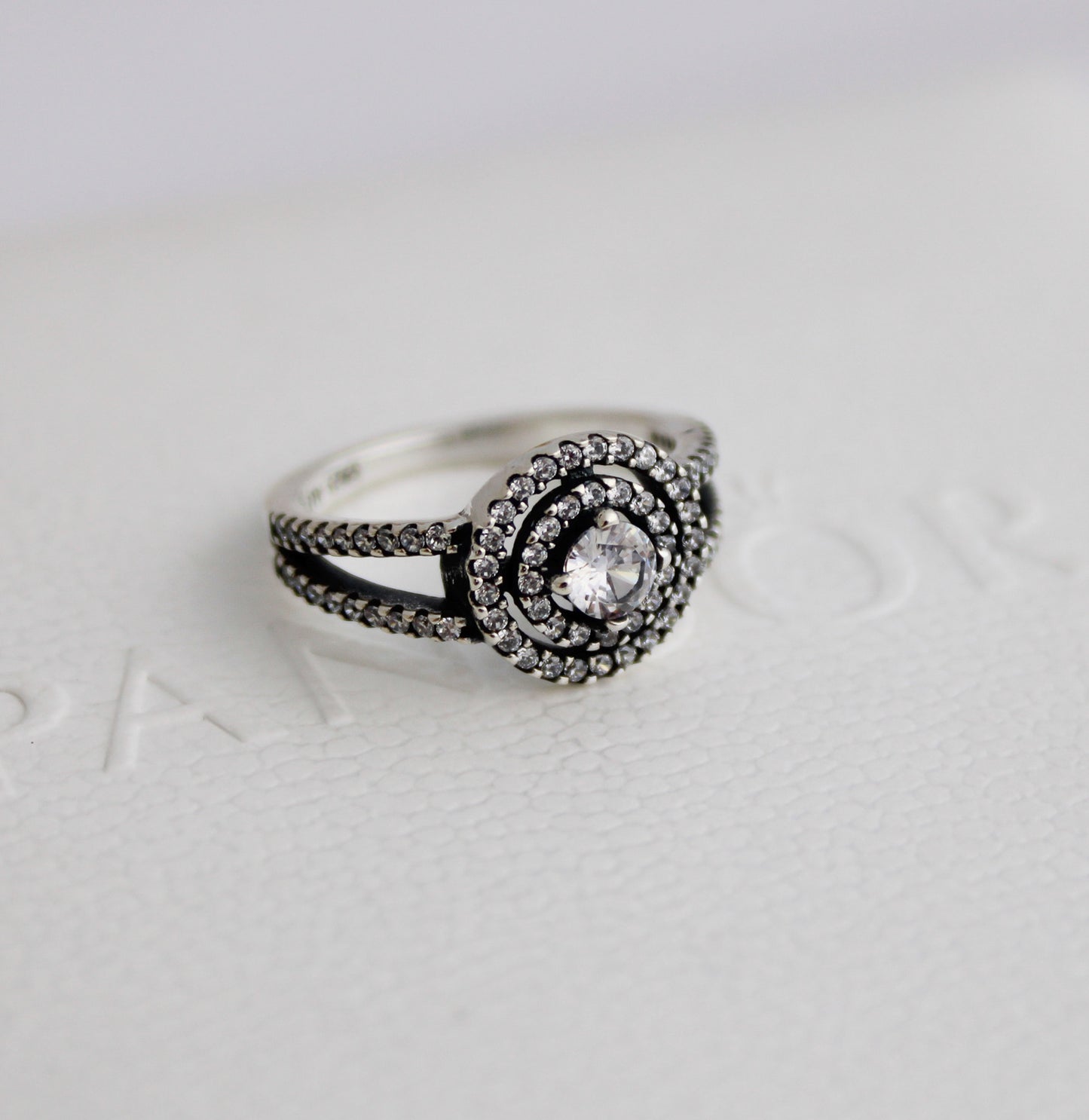 Anillo Cristales
