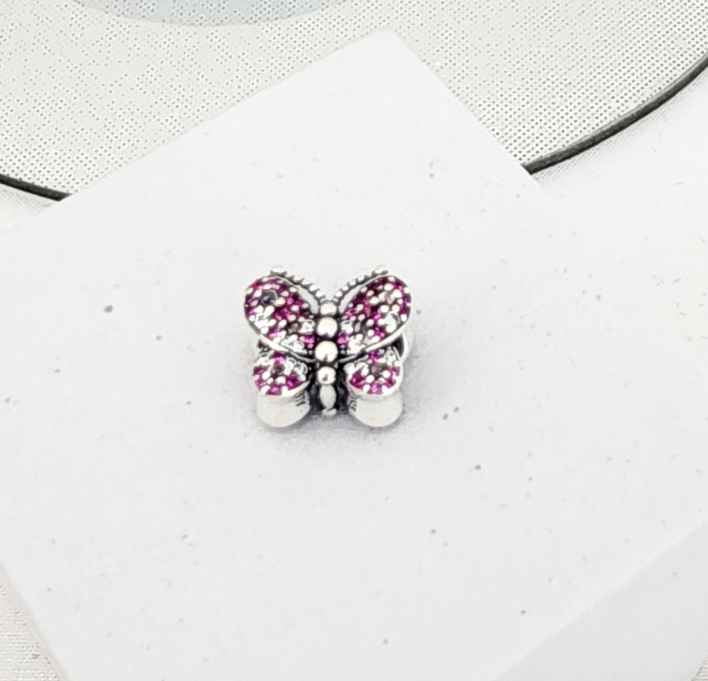 Charm Mariposa Rosa