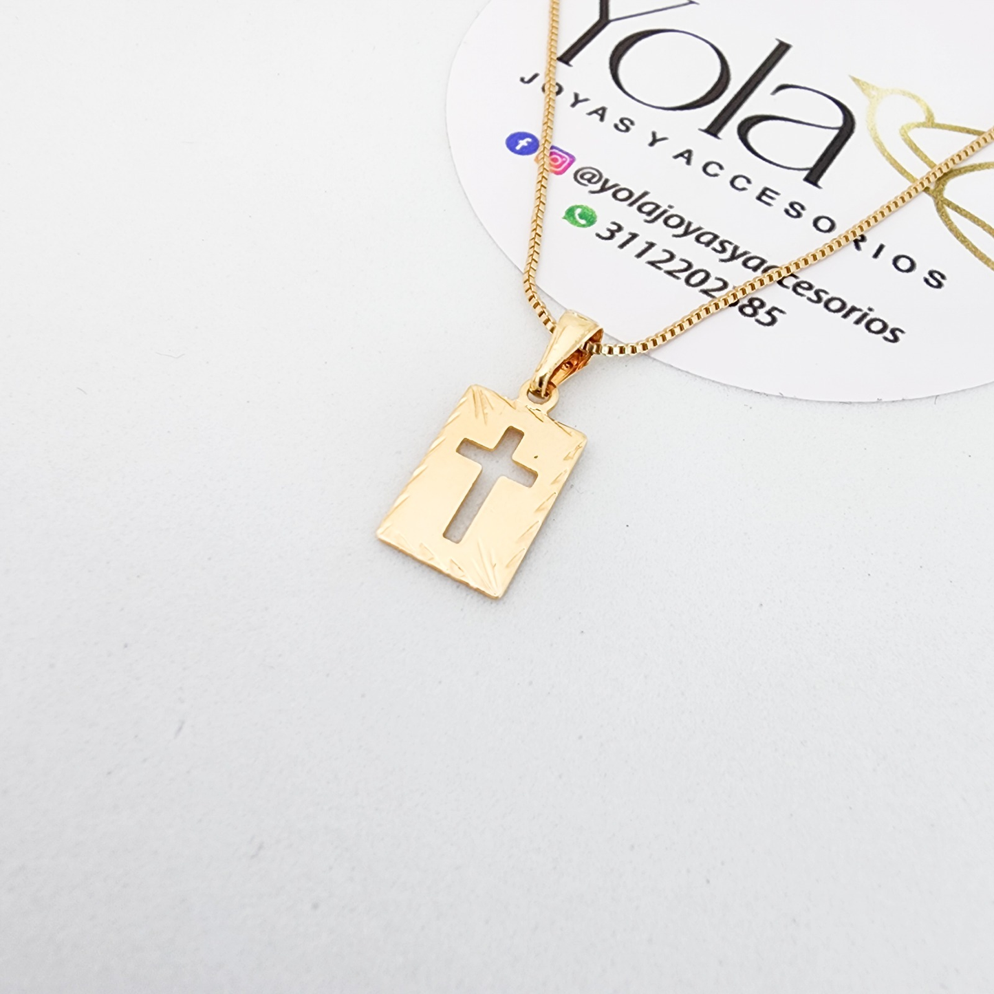 Collar Oro Laminado Cruz