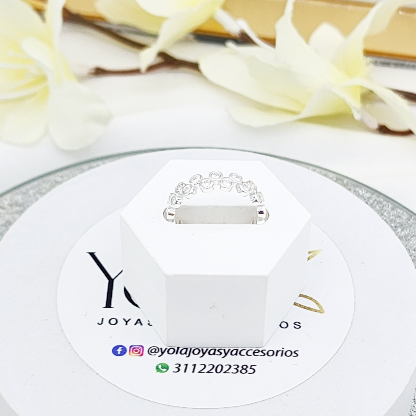 Anillo Cristales