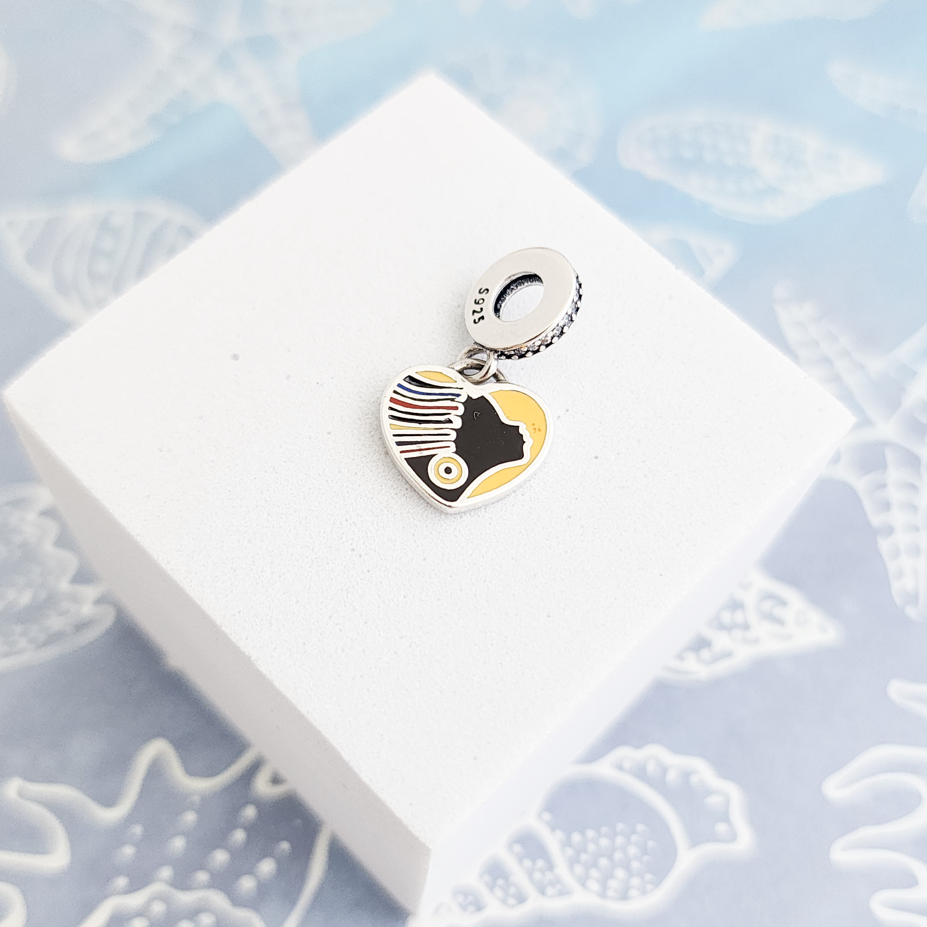 Charm Colombia Orgullo Afro