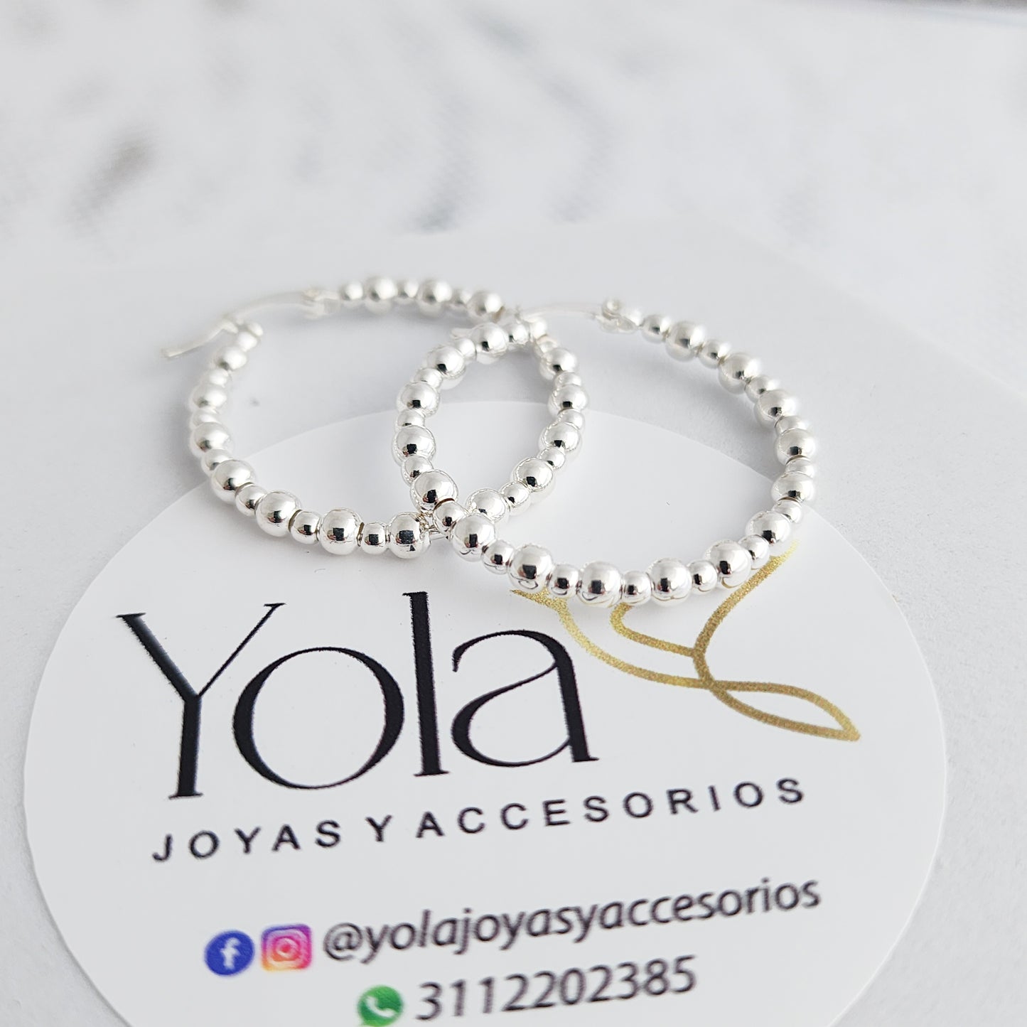 Aretes