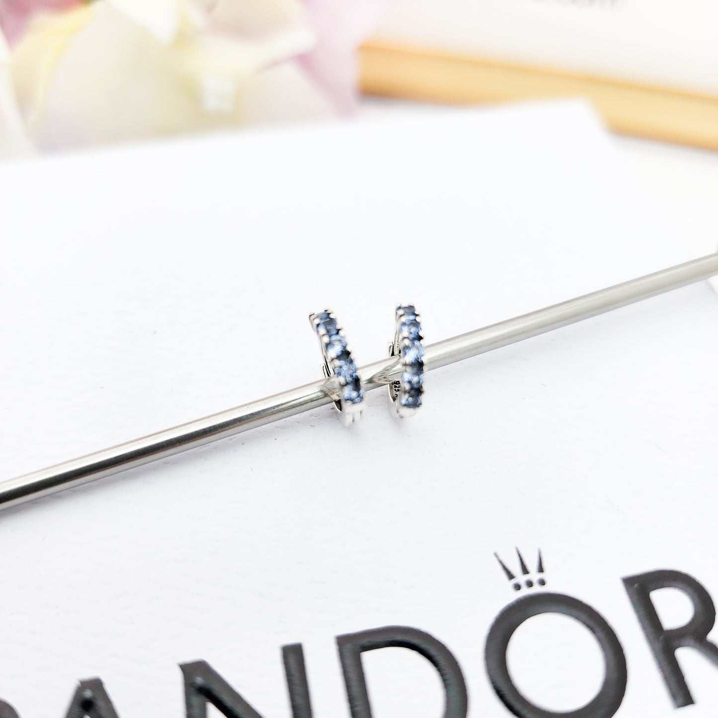 Arete Cristal Azul 1 cm Pequeño