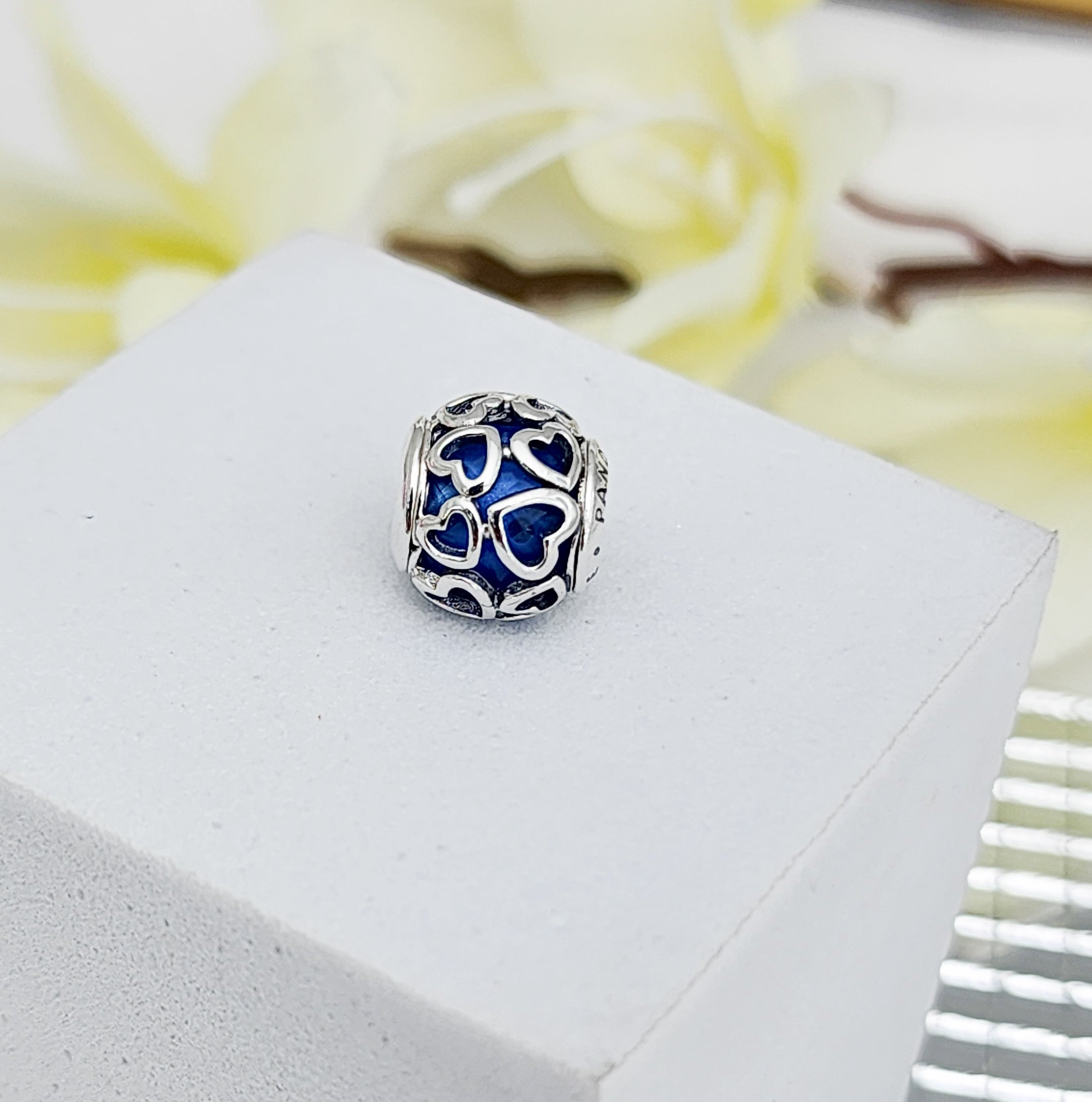 Charm Corazones Azul