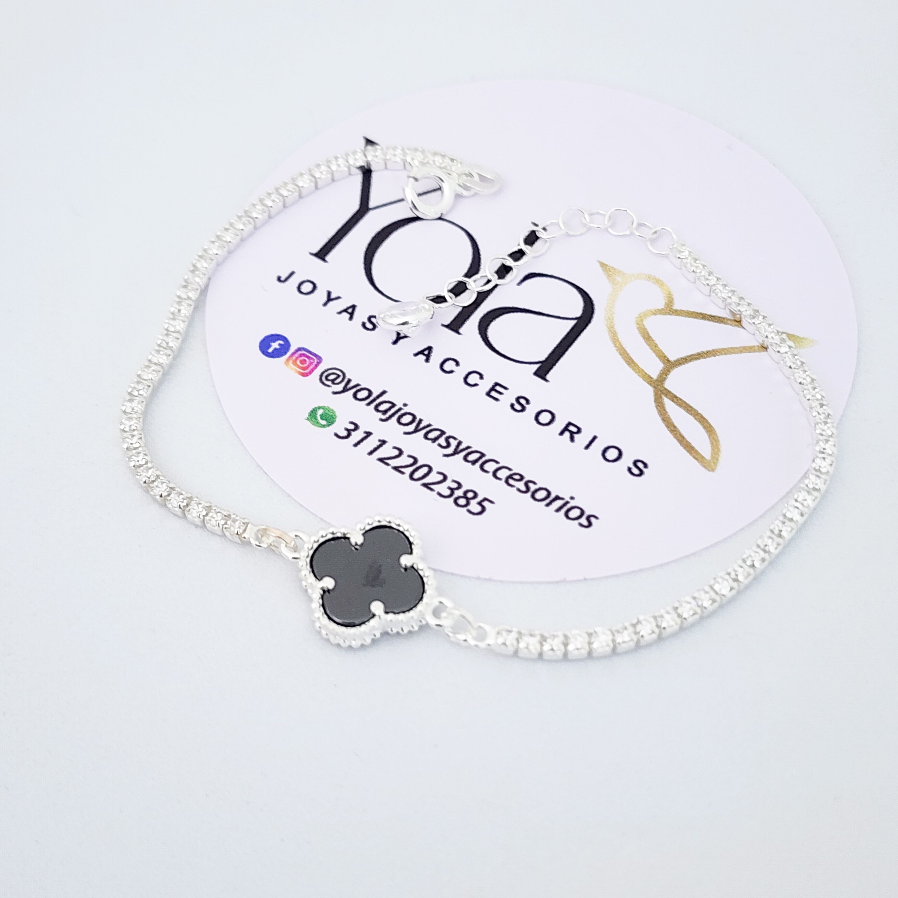 Pulsera Trébol Negro