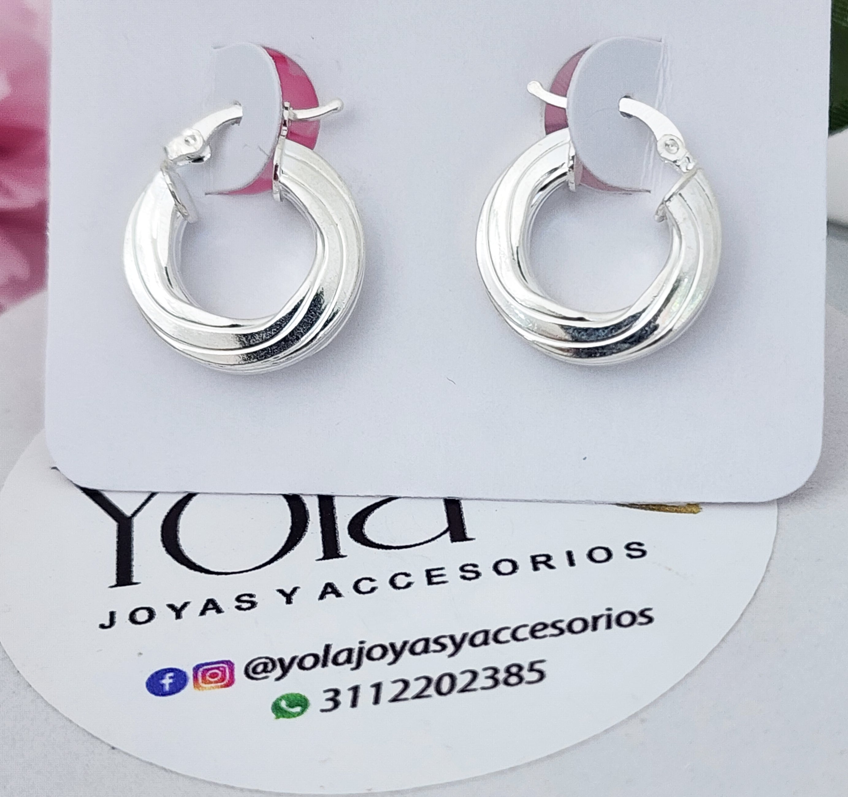 Aretes Medialuna Gruesa con Diseño
