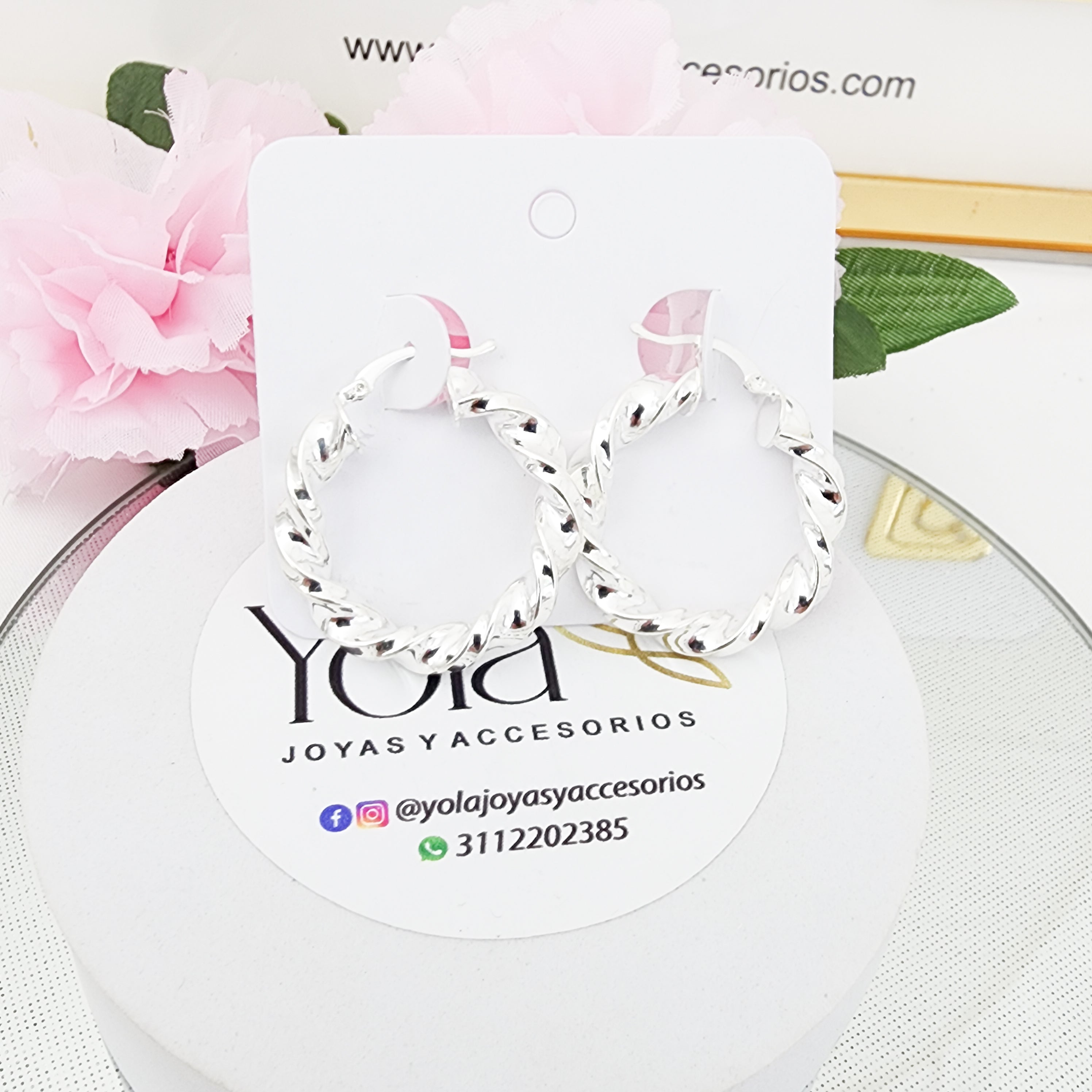 Aretes Medialuna con Diseño