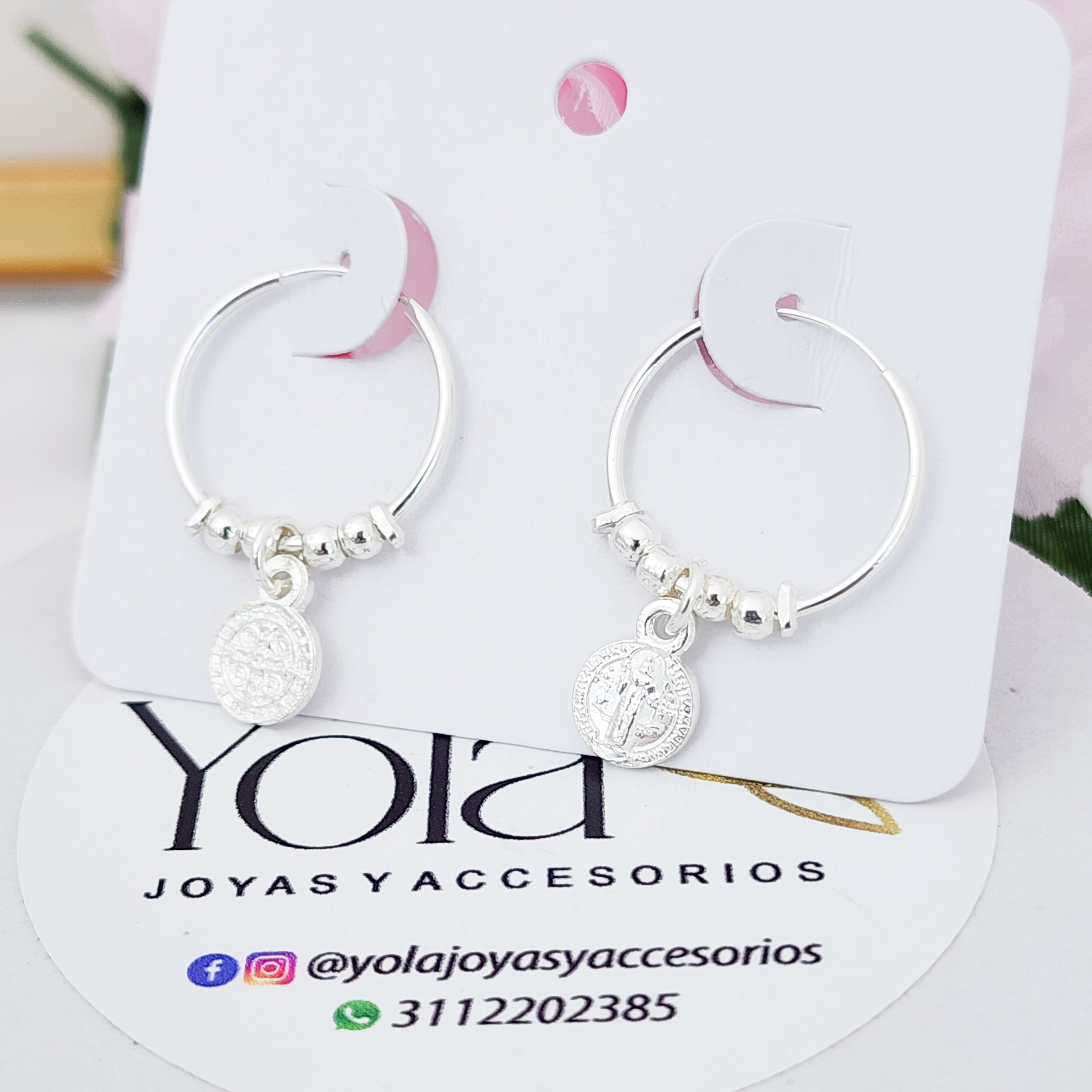 Aretes Medialuna San Benito