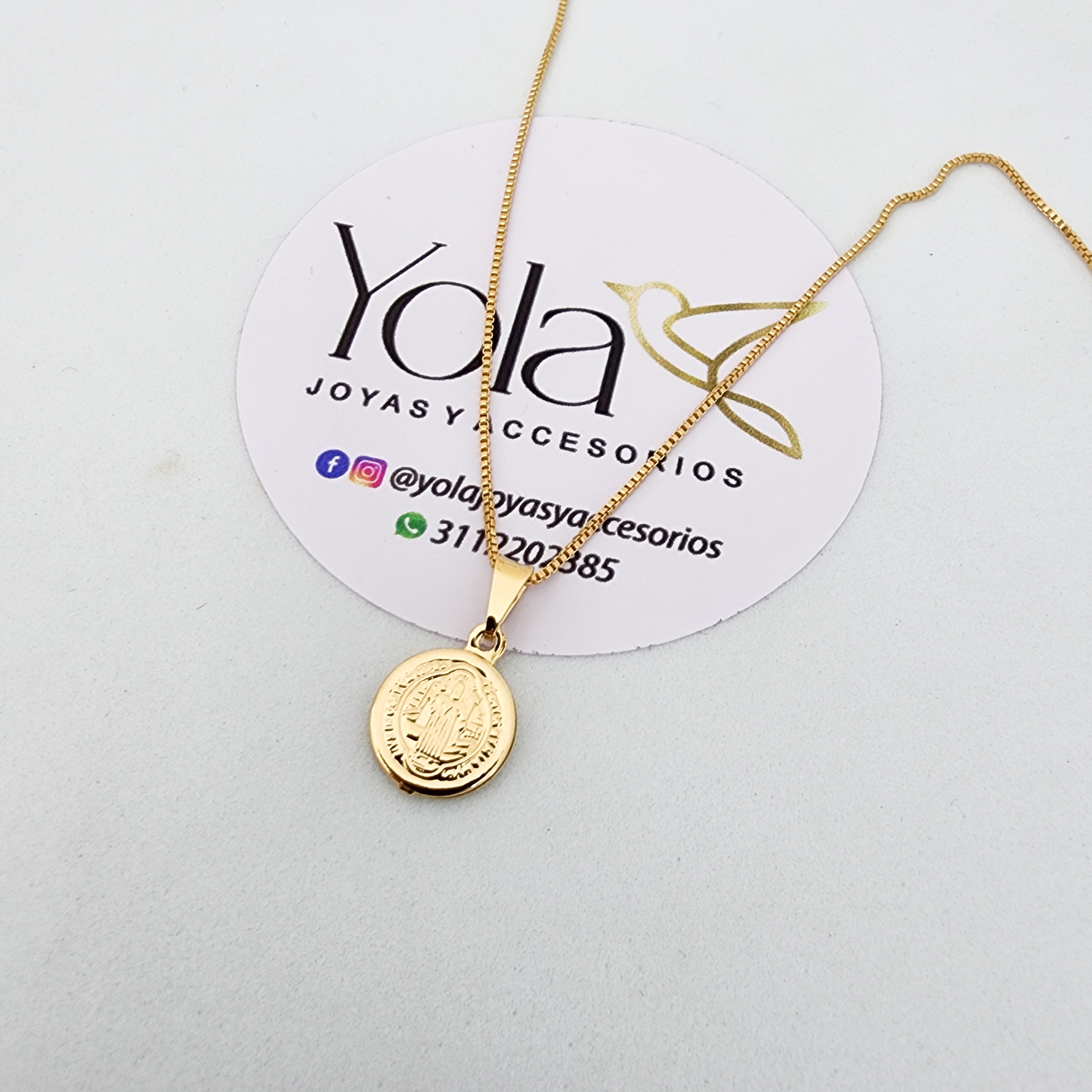 Collar oro laminado San benito