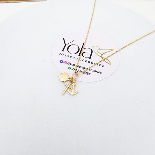 Collar oro laminado tres gracias