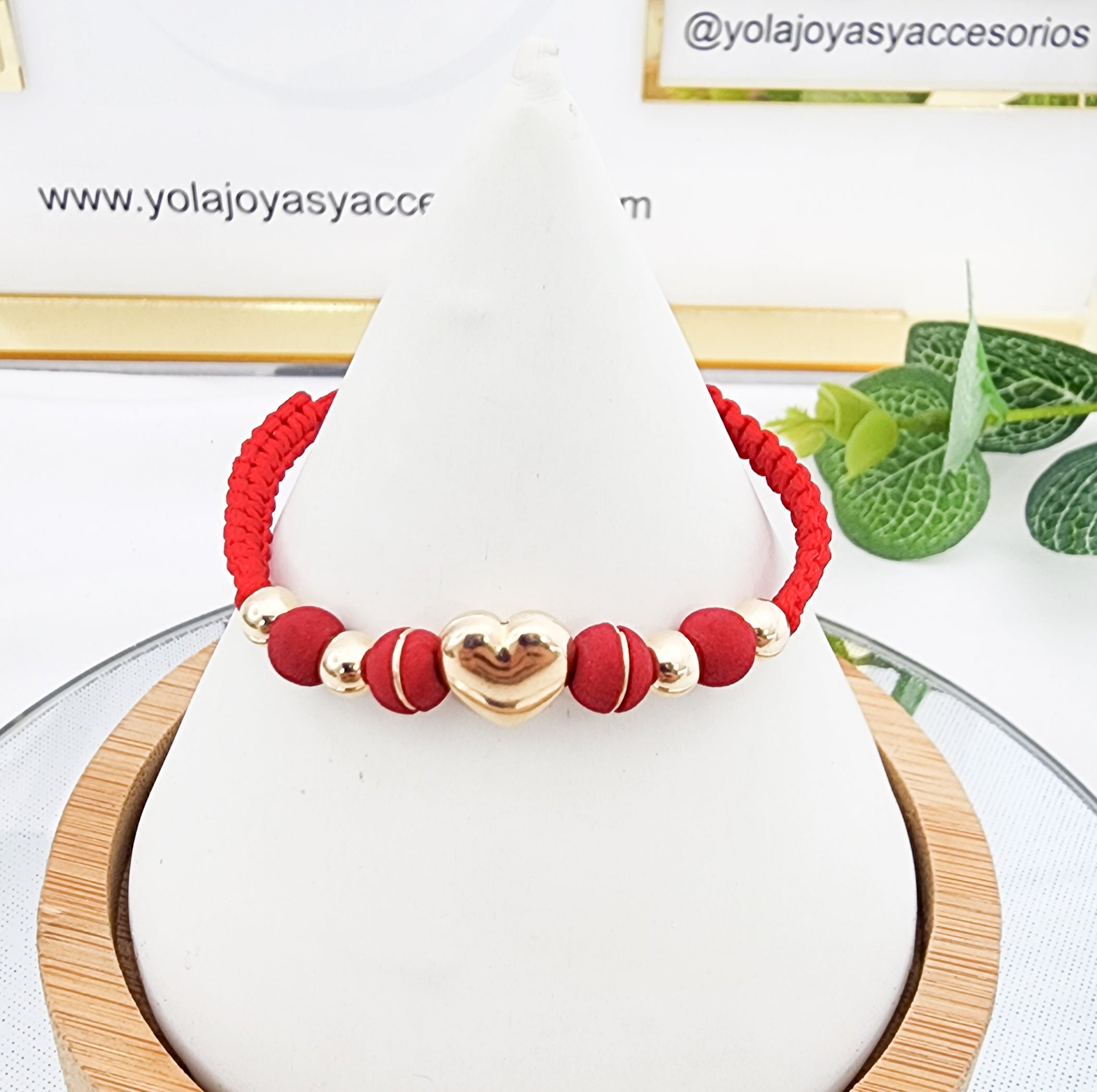 Pulsera tejida corazon oro laminado