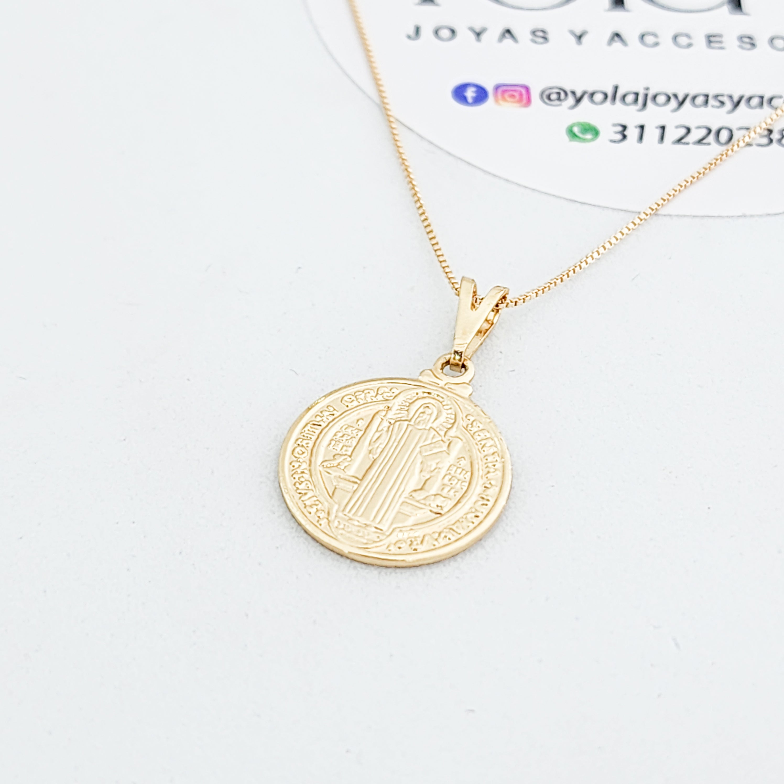 Collar Oro laminado  San benito