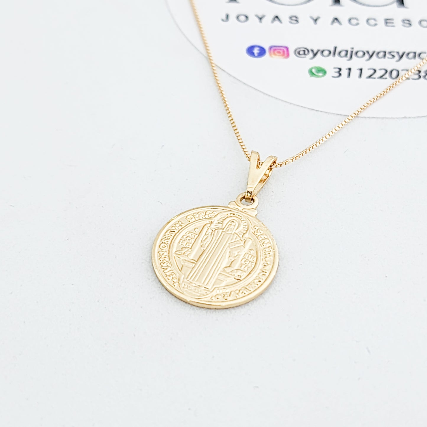 Collar Oro laminado  San benito