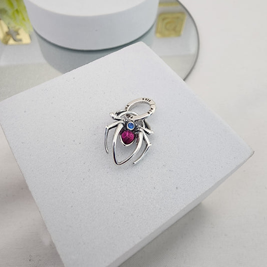 Charm araña spider man