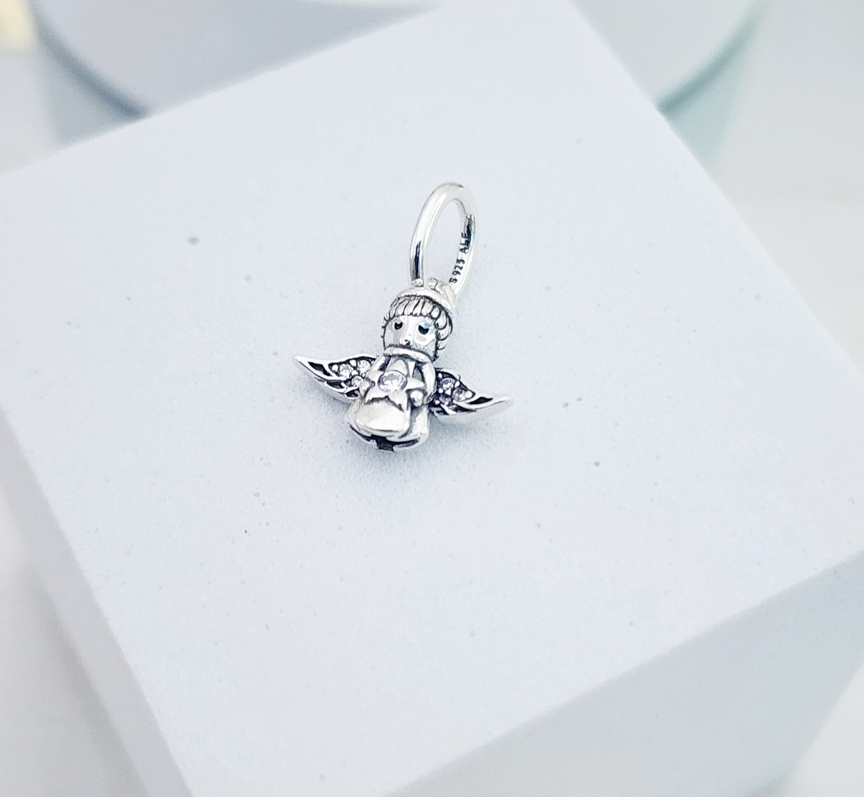 Charm angel