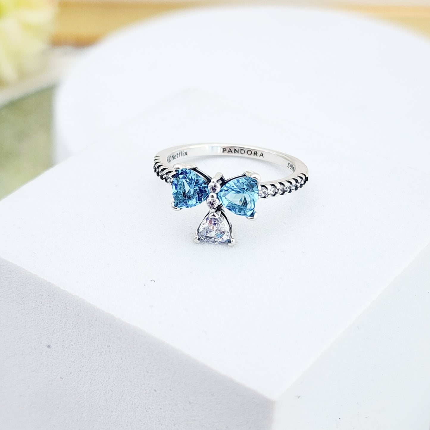 Anillo moño