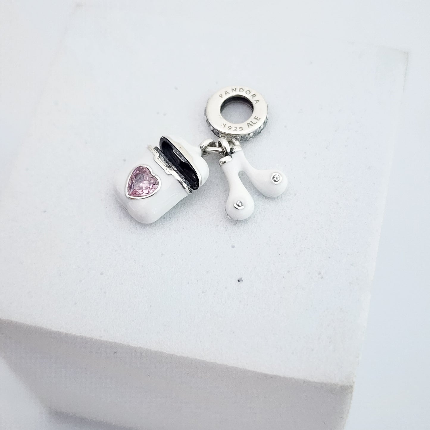 Charm audifonos