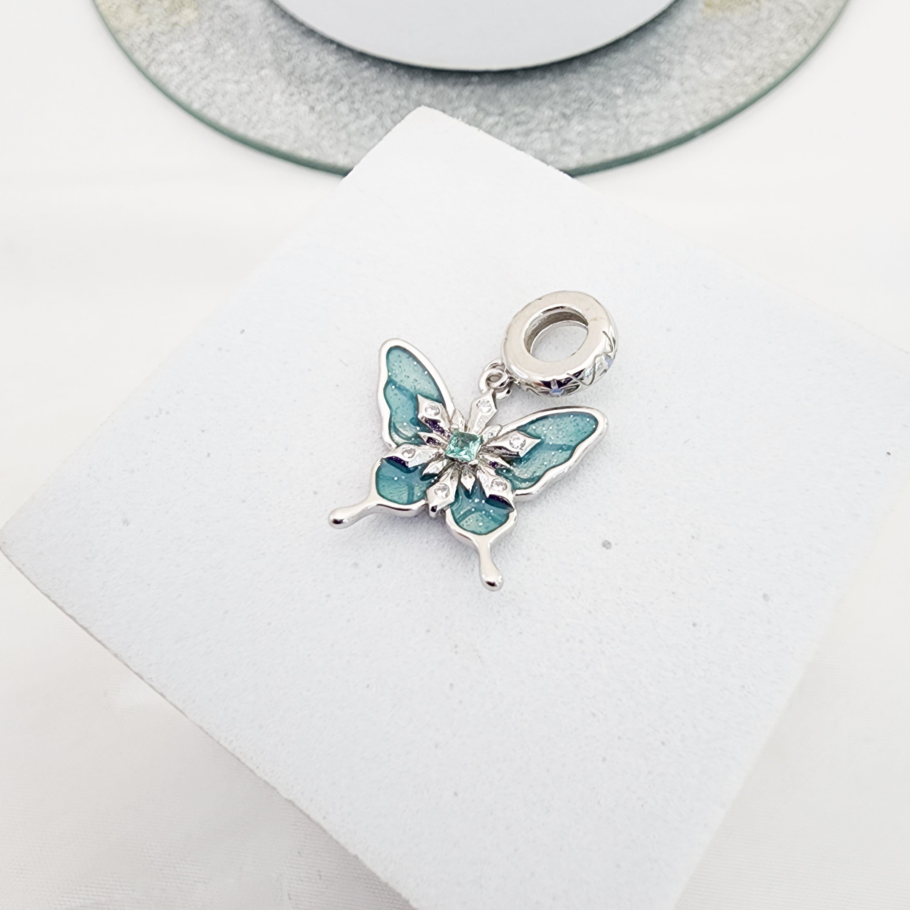 Charm Msriposa