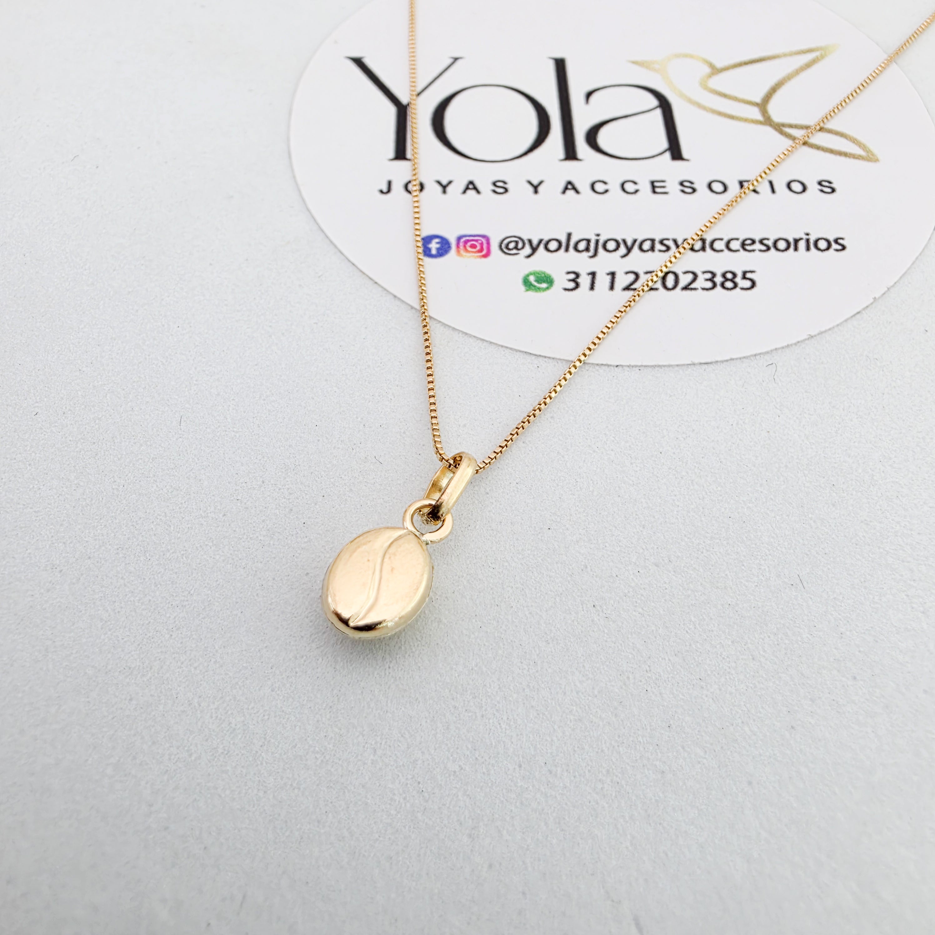 Collar oro laminado grano cafe