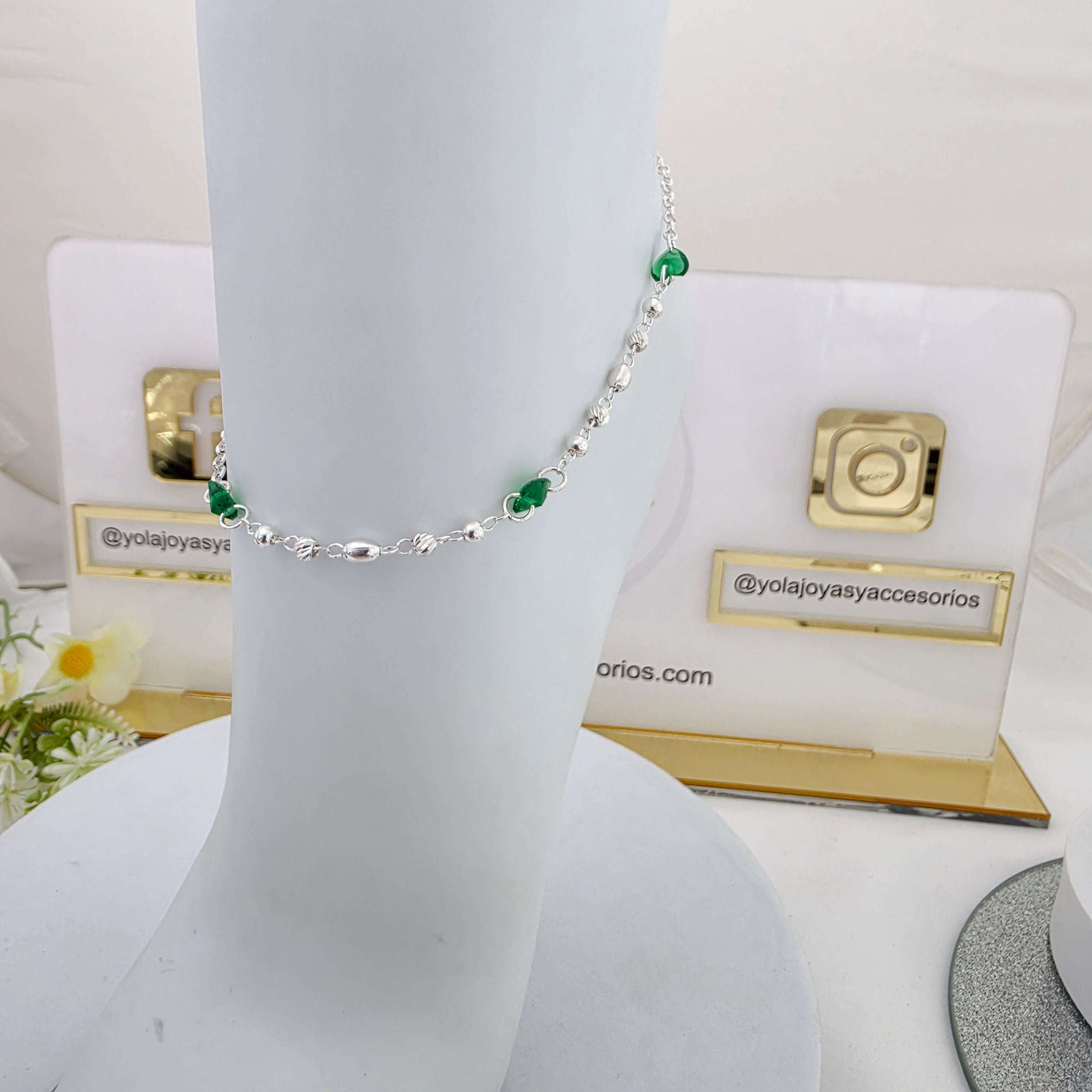 Tobillera corazones verde