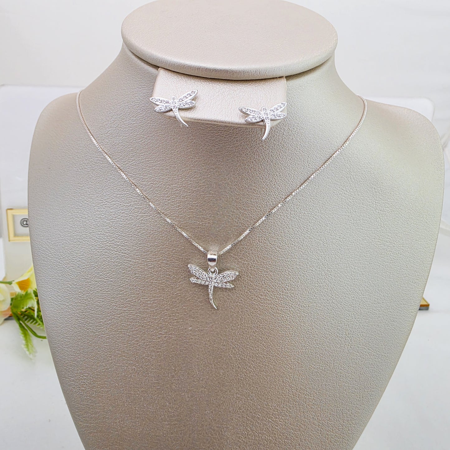 Juego Collar y Arete libelula