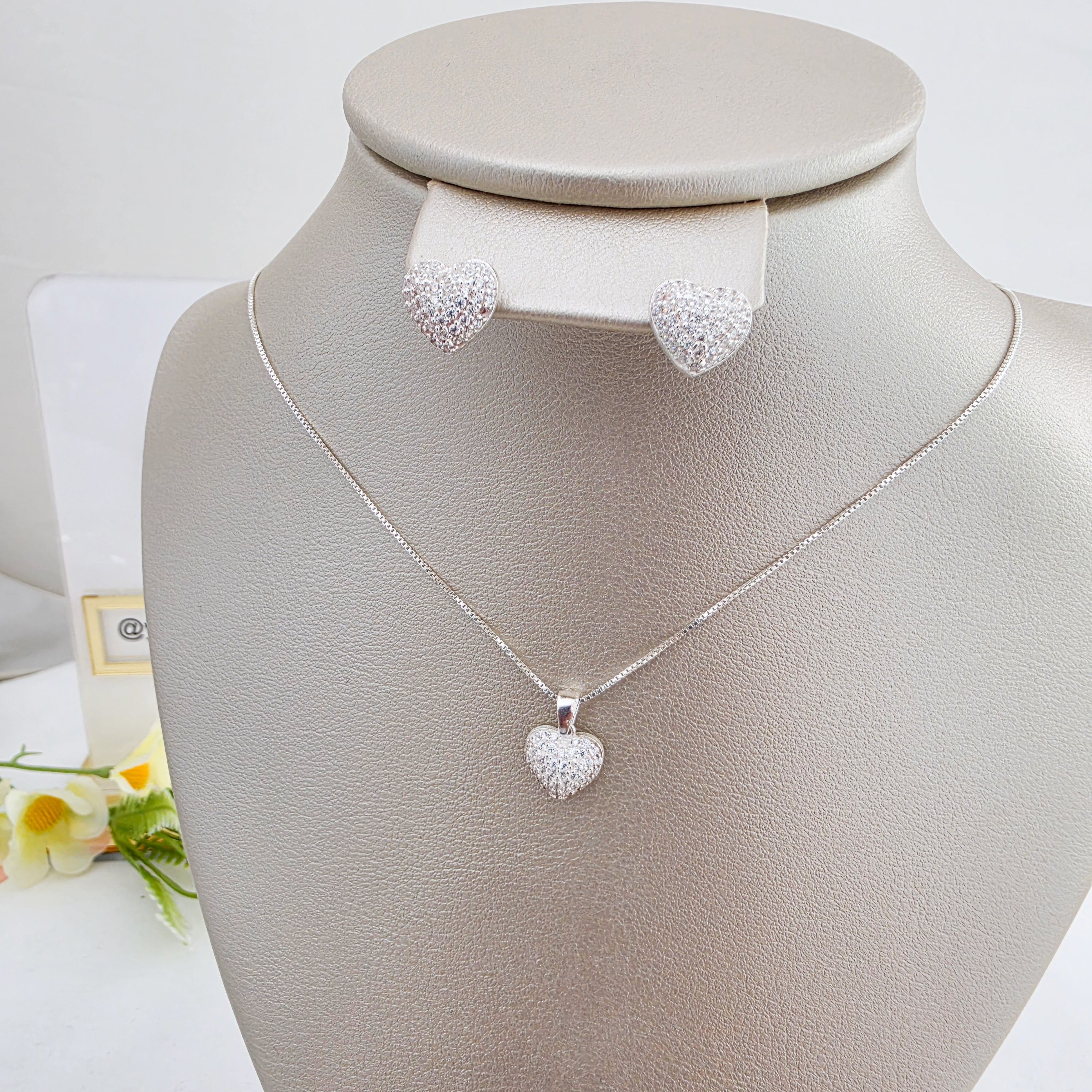 Juego Collar y Arete corazon
