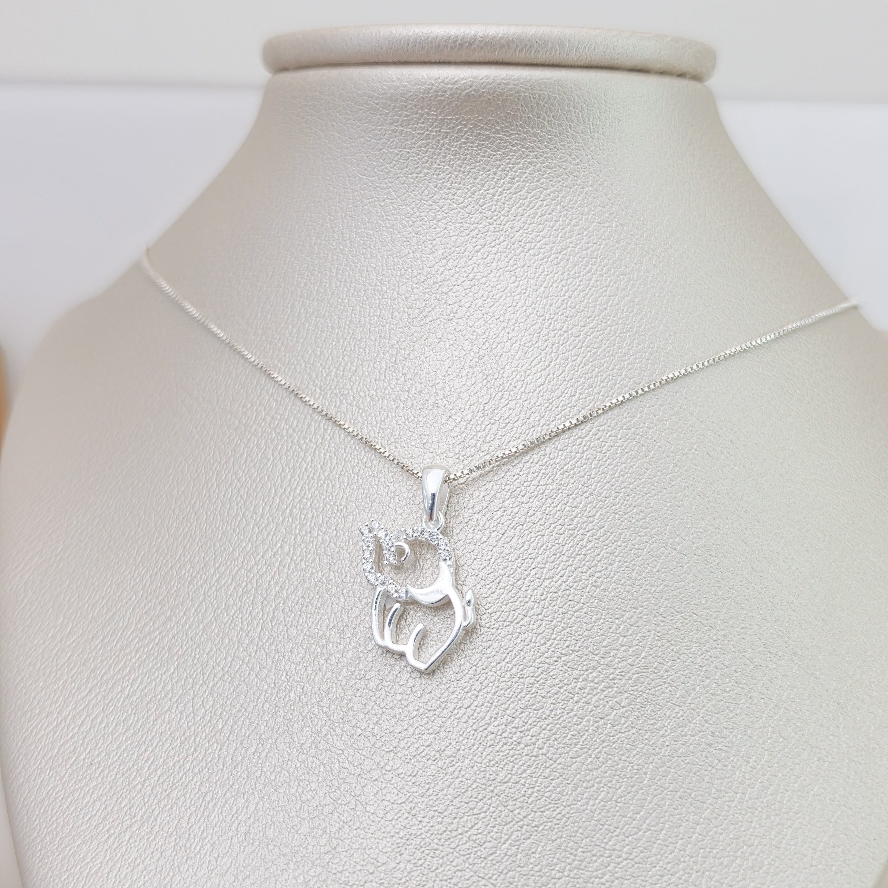 Collar elefante