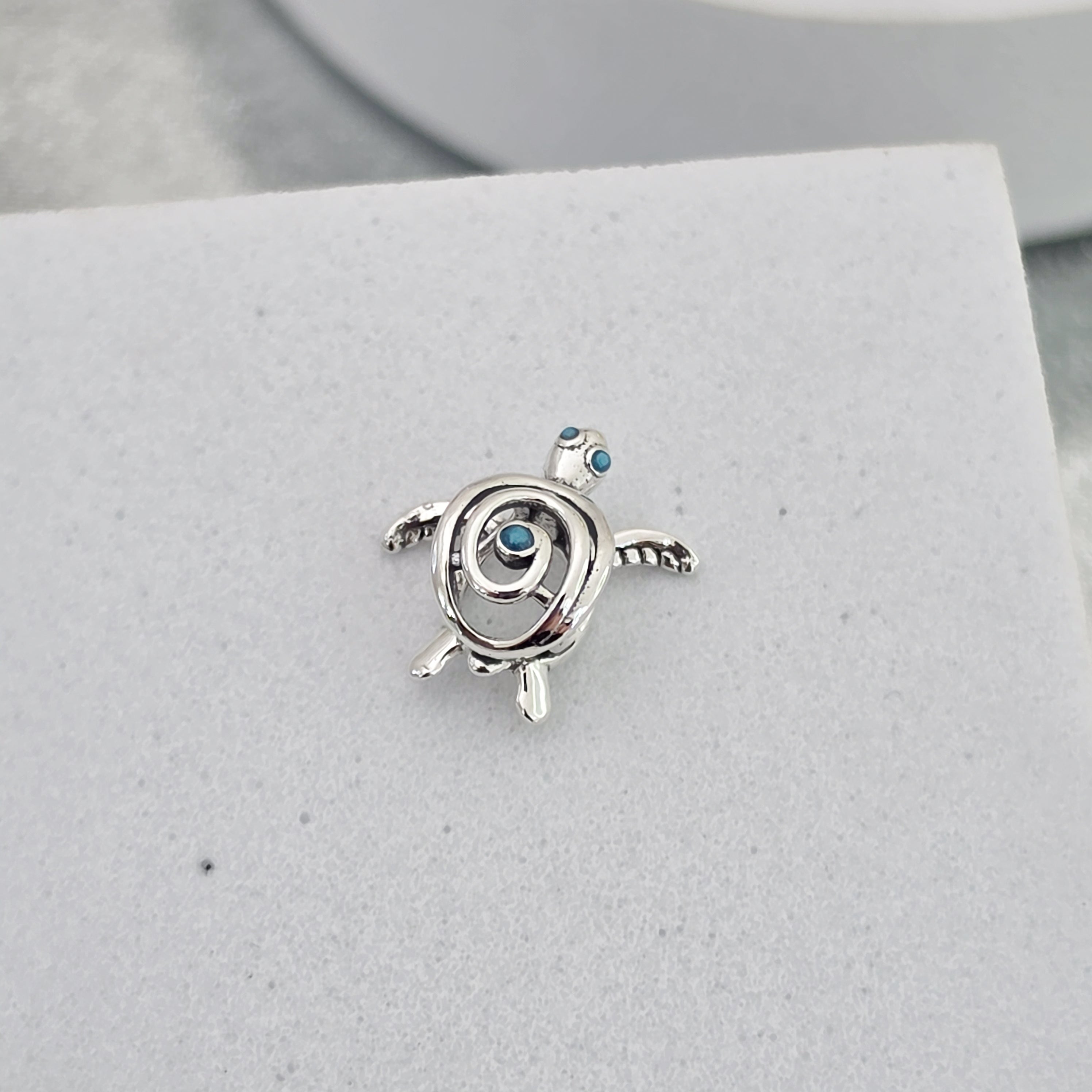 Charm  Tortuga