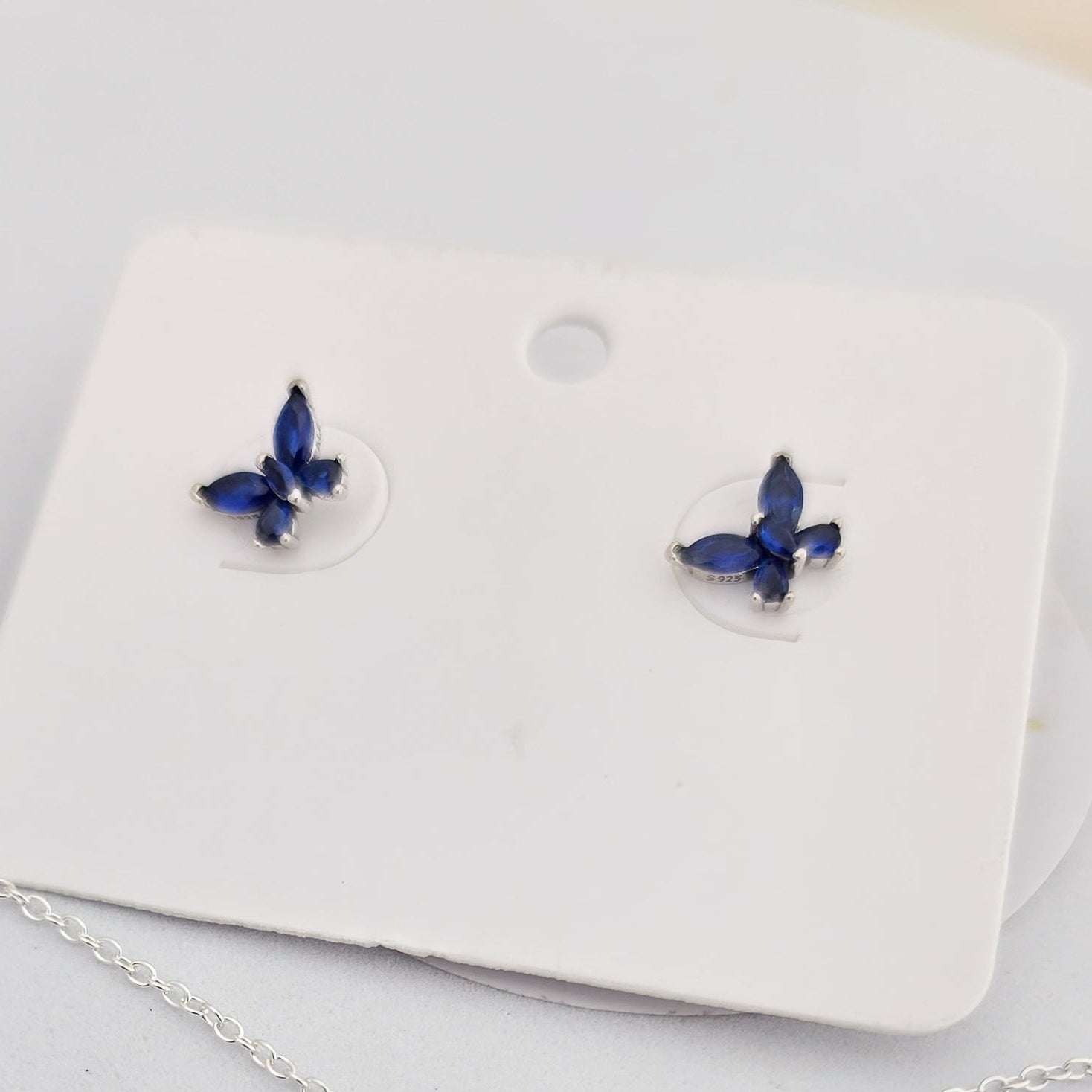Arete mariposa