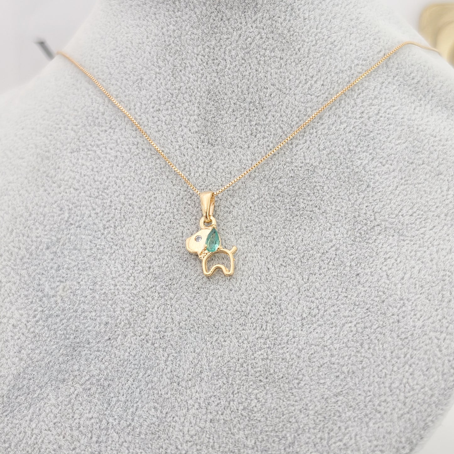 collar perrito gracias oro laminado