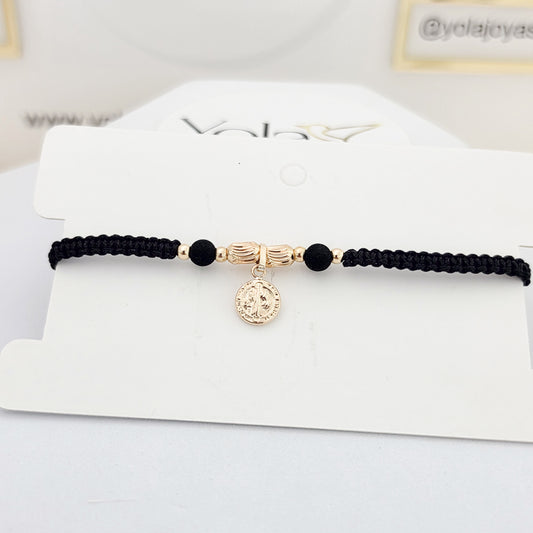 Pulsera tejida San Benito  oro laminado