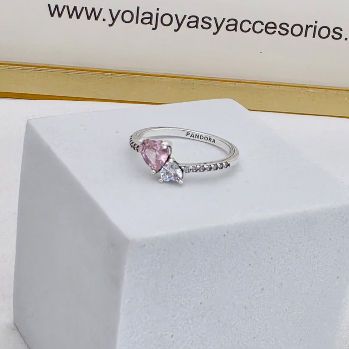 Anillo corazones