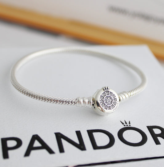Brazalete Broche corona