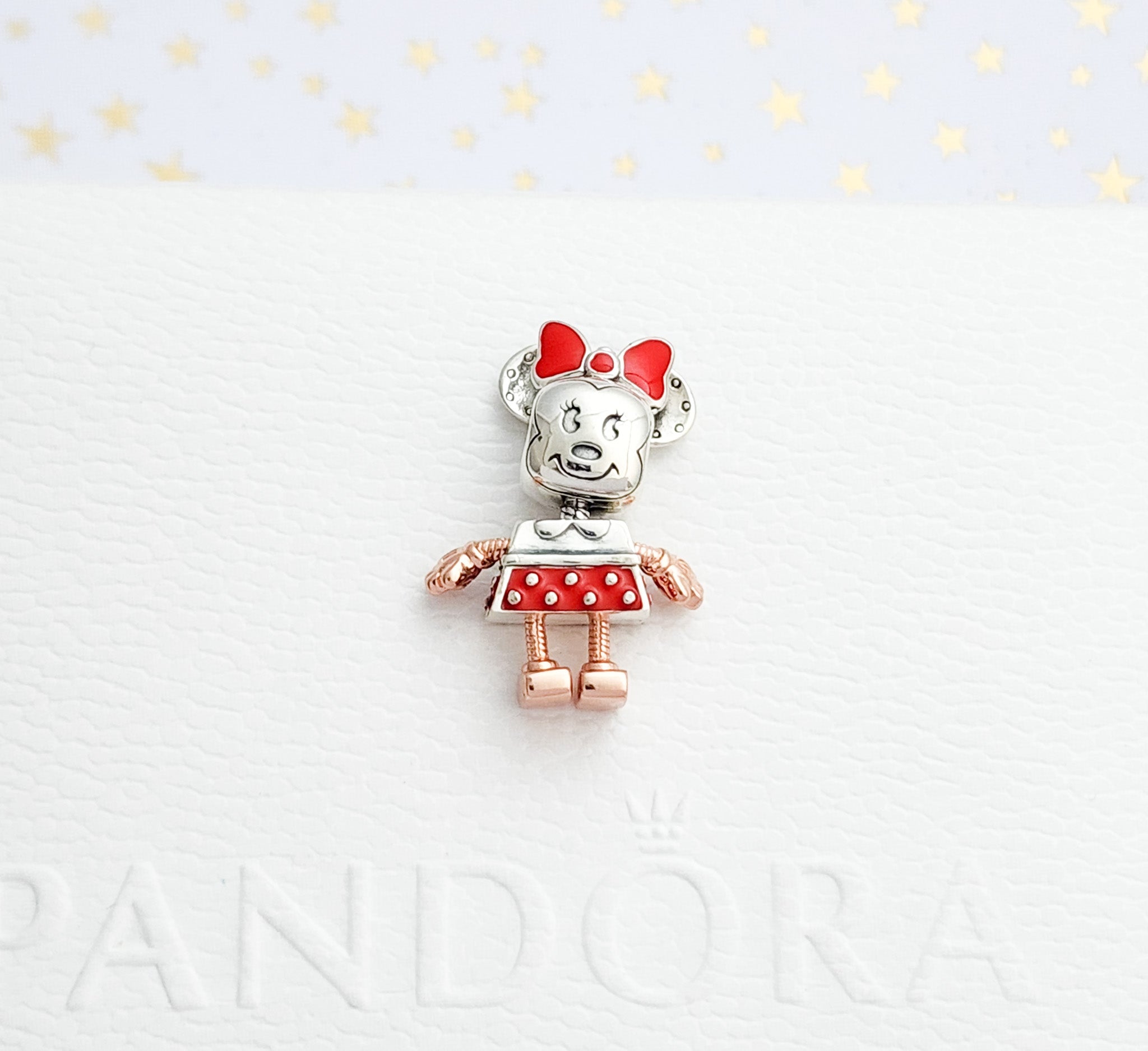 Charm robotina Minie