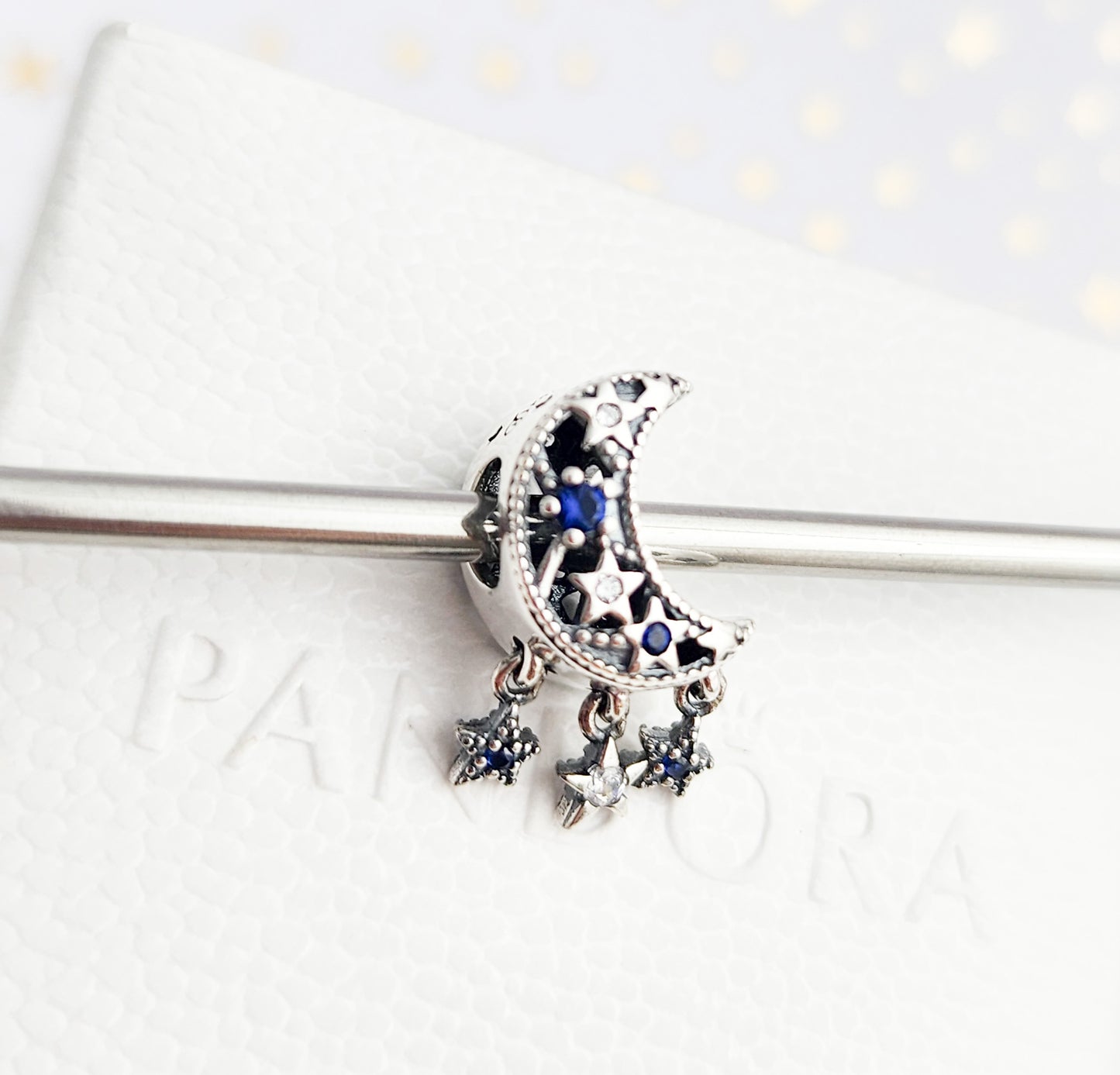 Charm de Luna