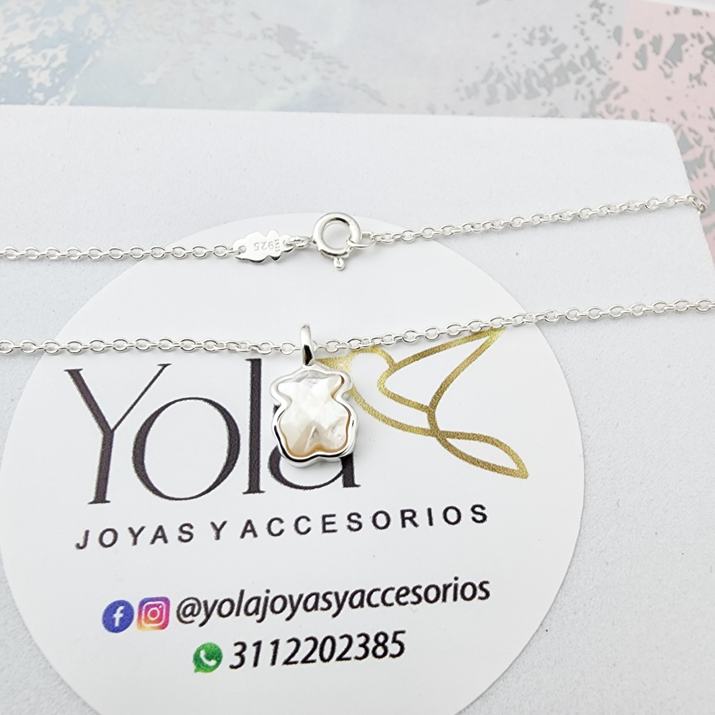 Collar Oso Nácar