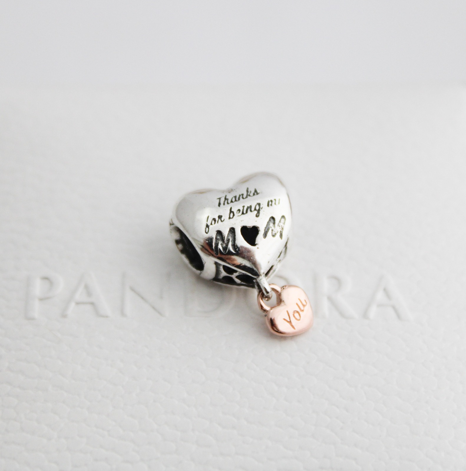 Charm Amor a Mamá