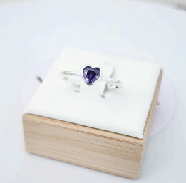 Anillo Corazón Lila