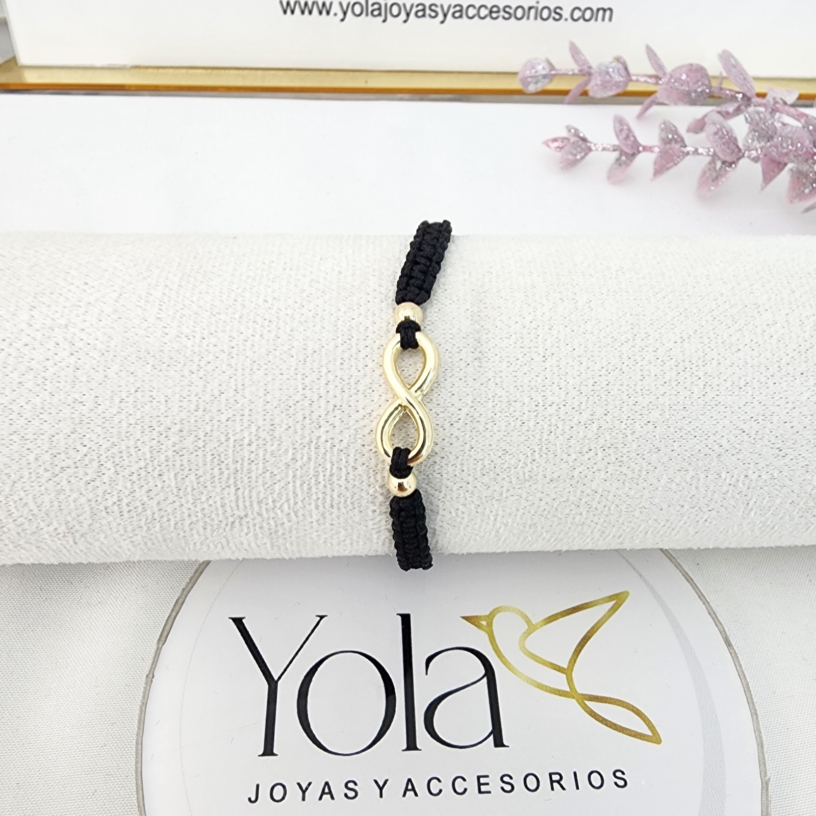 Pulsera Tejida Infinito