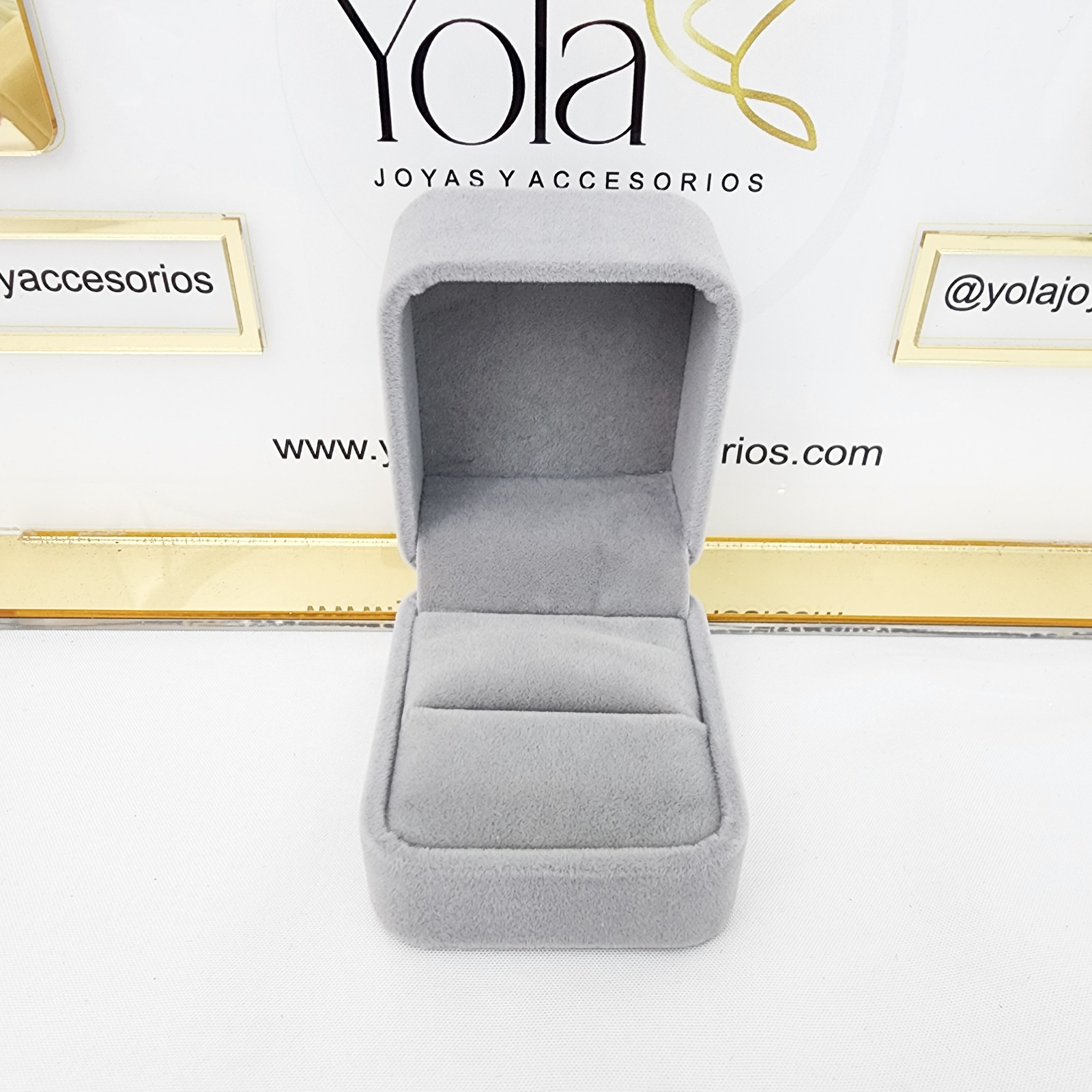 Caja Anillo